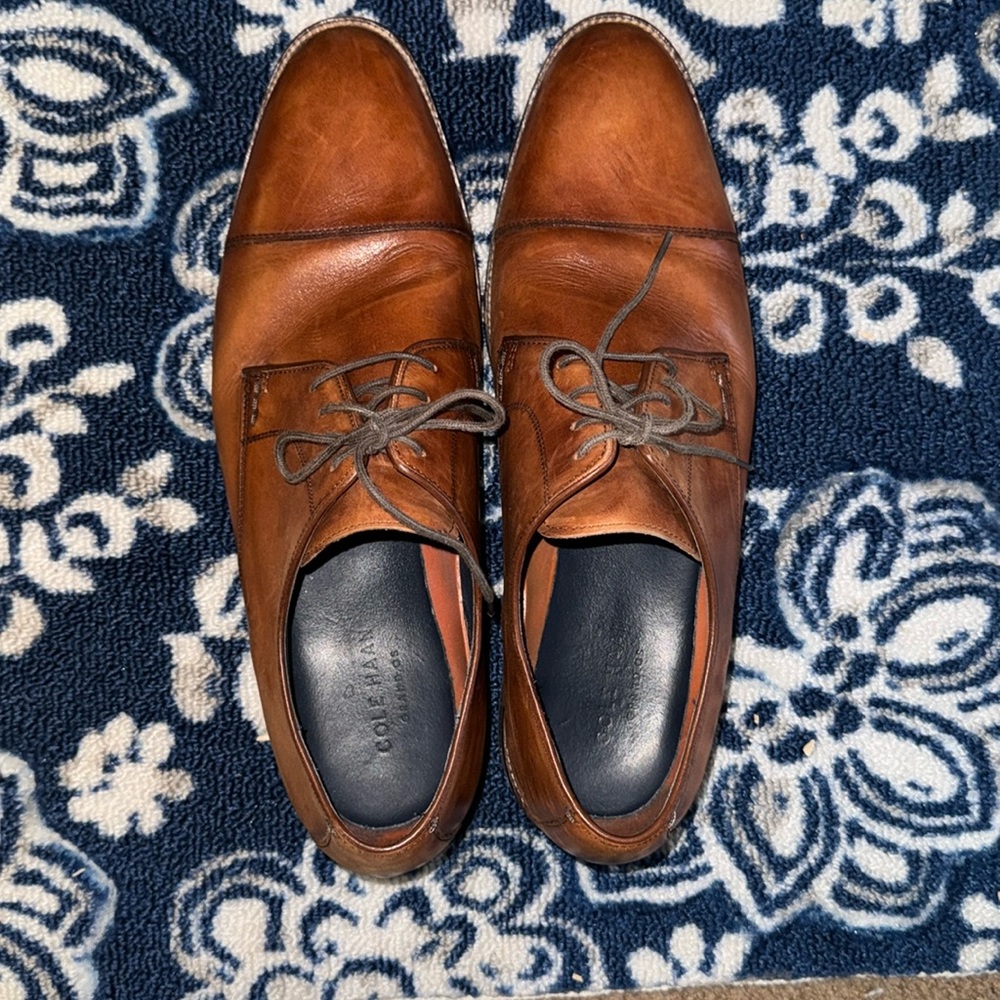 Cole Haan Brown Leather Lace Up Dress Shoes! Good Pre Owned Condition. Size 13M